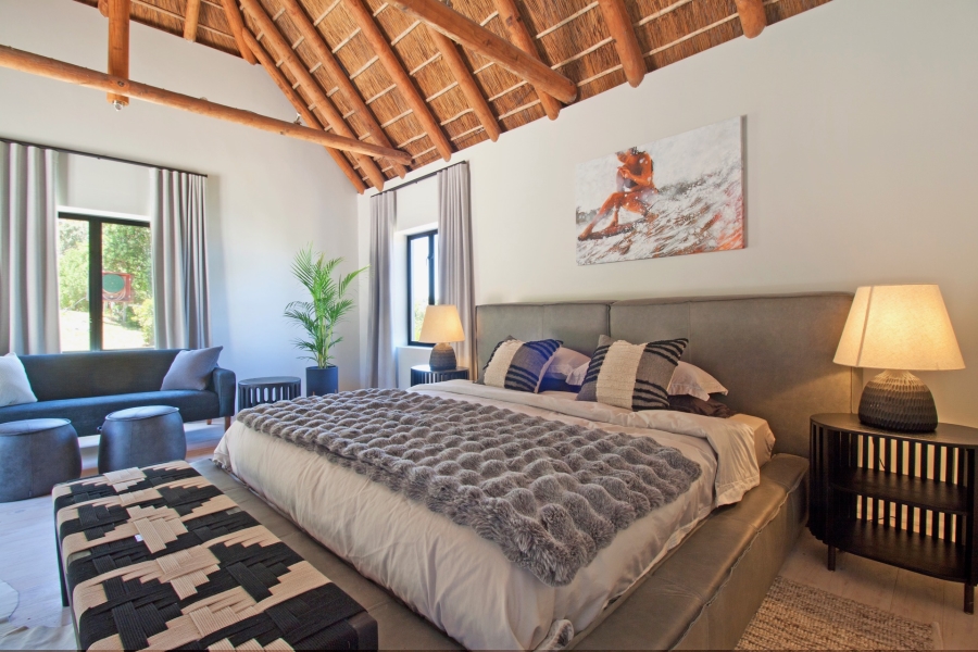 To Let 5 Bedroom Property for Rent in Crofters Valley Western Cape